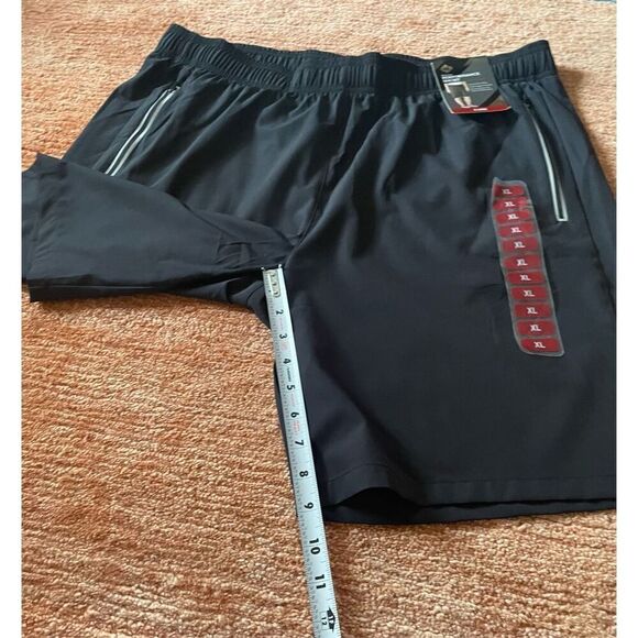 NWT Active PERFORMANCE Men’s Running Black Dual Zipper Pockets Stretch Fabric - Picture 6 of 8